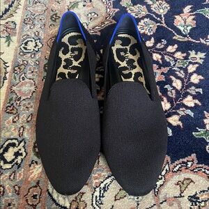 Rothy's Almond Loafer Black Flats size 9.5 Leopard Insoles